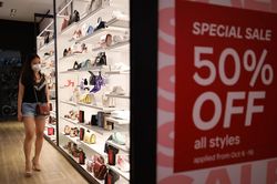 Mặc kệ Black Friday