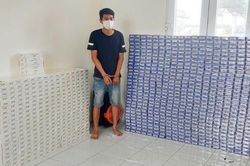 Bắt đối tượng vận chuyển gần 28.000 bao thuốc lá nhập lậu