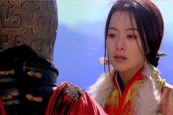 3 mỹ nhân Hàn bị chỉ trích khi đóng phim Hoa ngữ: Yoona 'nhận gạch' vì quá đẹp, trùm cuối diễn hơn 10 phim vẫn nhạt nhòa