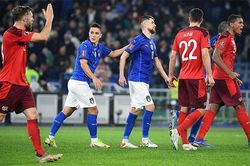 2 nhà vô địch EURO nín thở
