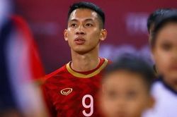 Hùng Dũng hội quân cùng tuyển Việt Nam