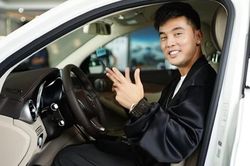Ưng Hoàng Phúc gửi lời xin lỗi, khẳng định không hề có chuyện gây tai nạn rồi bỏ chạy