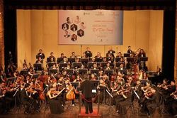 'Là con gái để tỏa sáng'