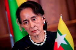 Thêm cáo buộc mới nhằm vào bà Aung San Suu Kyi