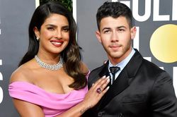 Priyanka Chopra lên tiếng về tin hôn nhân rạn nứt