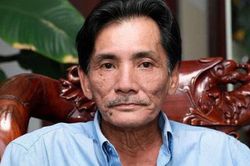 Nghệ sĩ Thương Tín bị lừa vụ Mạnh Thường Quân cho mượn biệt thự, cho tiền?