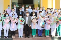 Đoàn thầy thuốc đất Cảng tình nguyện lên đường vào tâm dịch Tây Ninh