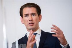 Cựu Thủ tướng Áo Sebastian Kurz tuyên bố từ bỏ các vị trí lãnh đạo