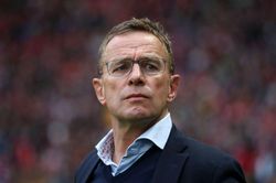 HLV Rangnick ấn tượng với Ronaldo