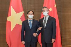 Trung Quốc sẽ viện trợ thêm 20 triệu CNY và 500 nghìn liều vắc-xin Covid-19 cho Việt Nam