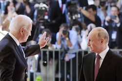 Thông tin tình báo Nga lên kế hoạch tấn công Ukraine, Lầu Năm Góc không bình luận, Nhà Trắng đã 'sẵn sàng...'