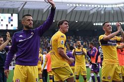 Soi kèo nhà cái Bologna vs Fiorentina. Nhận định, dự đoán bóng đá Ý (18h30, 5/12)