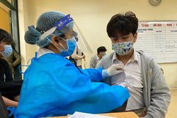 Nhiều trường THPT Hà Nội xin lùi thời gian cho học sinh tới trường