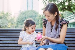 Không phải tiền bạc vật chất, đây mới là gia tài lớn nhất bố mẹ để lại cho con, tương lai sướng hay khổ đều nhờ vào nó