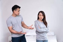 Sự thật về người chồng xuất chúng
