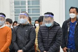 Người phụ nữ khiến nhóm bạn lĩnh án vì rủ về nhà lấy kiếm