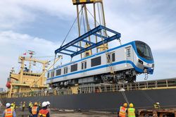 Nhập khẩu 17 đoàn tàu metro Bến Thành - Suối Tiên trong năm 2022