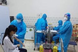 Hơn 1.000 phụ huynh Nam Định chưa đồng ý cho con tiêm vắc xin phòng COVID-19