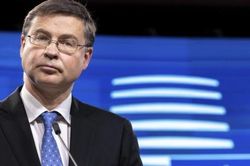 Hàng hóa 'lâm nạn', Lithuania tố Trung Quốc động tay, EU cảnh báo