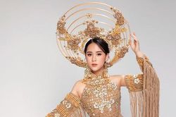 Cùng NTK Việt Hùng, Vũ Huyền Diệu mang nét đẹp làng nghề Việt đến quốc tế