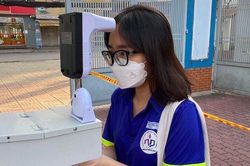 Trường học TP.HCM lo chi phí mua kit test nhanh trước ngày mở cửa