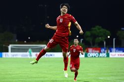 BLV Quang Tùng: 'Tuyển Việt Nam thể hiện đẳng cấp số một khu vực'