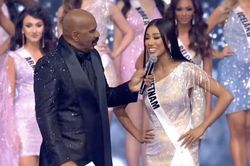 Kim Duyên vào Top 16 Hoa hậu Hoàn vũ