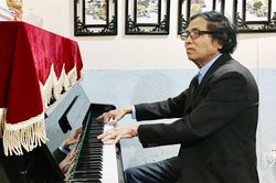 Miệt mài đưa dân ca vào ca khúc