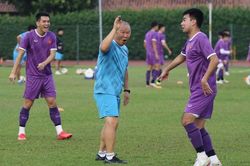 Việt Nam bị chê có điểm yếu, ông Park đáp cực ngầu: Thách Indonesia tấn công!