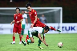Tuyển Việt Nam bị Indonesia cầm hòa 0-0