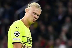 Chuyển nhượng cầu thủ: Barca thảo luận ký Haaland; Ronaldo làm khó Atletico Madrid; Aguero phải giải nghệ
