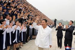 Một thập kỷ chèo lái Triều Tiên của nhà lãnh đạo Kim Jong-un
