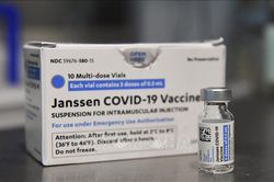 EMA cho phép tiêm mũi tăng cường bằng vaccine của J&J
