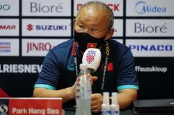 Thầy trò HLV Park Hang-seo rộng đường tính toán