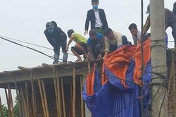 Nghệ An: 2 người thương vong do điện giật khi đan thép đổ bê tông