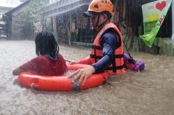 Bão Rai gây thiệt hại lớn khi đi qua Philippines
