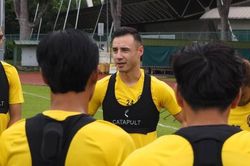 Sao gốc Bỉ tập buổi đầu tiên cùng tuyển Malaysia tại AFF Cup