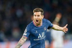 Messi được tôn vinh tại Champions League