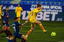 Nhận định, dự đoán Barca vs Elche, 00h30, ngày 19/12: Ê chề trước Elche
