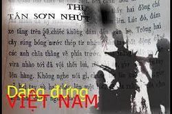Một thời của những bài thơ viết trên báng súng