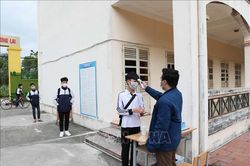 Hà Nội: Thêm địa bàn dừng cho học sinh đến trường vì dịch COVID-19 phức tạp