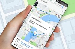 Mẹo xác định vị trí người yêu trên iPhone, cách tóm gọn 'tiểu tam' đây rồi!