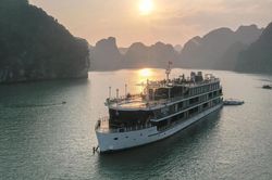 5 lý do nên đi du thuyền 5 sao dịp cuối năm
