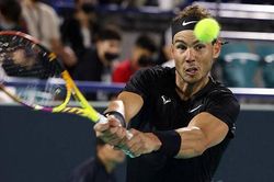 Nadal nhiễm Covid-19, nhiều khả năng không dự Úc mở rộng