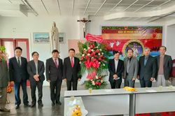 Lãnh đạo TP Đà Lạt, Bảo Lộc thăm và chúc mừng nhân dịp Giáng sinh