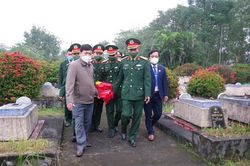 Truy điệu và an táng hài cốt liệt sĩ