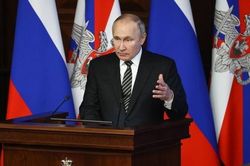 Tổng thống Putin: Mỹ và phương Tây phải hiểu rằng Nga không còn đường lùi...