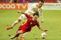 ĐIỂM NHẤN Việt Nam 0-2 Thái Lan: Ông Park sai lầm. Trọng tài mắc lỗi quá nhiều