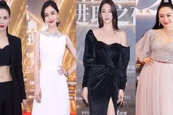'Cô cô' Lý Nhược Đồng tự tin mặc crop-top ở tuổi 55, khoe vòng eo bé xíu trên thảm đỏ
