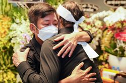 NSND Minh Vương, Tấn Beo viếng nghệ sĩ Thanh Kim Huệ